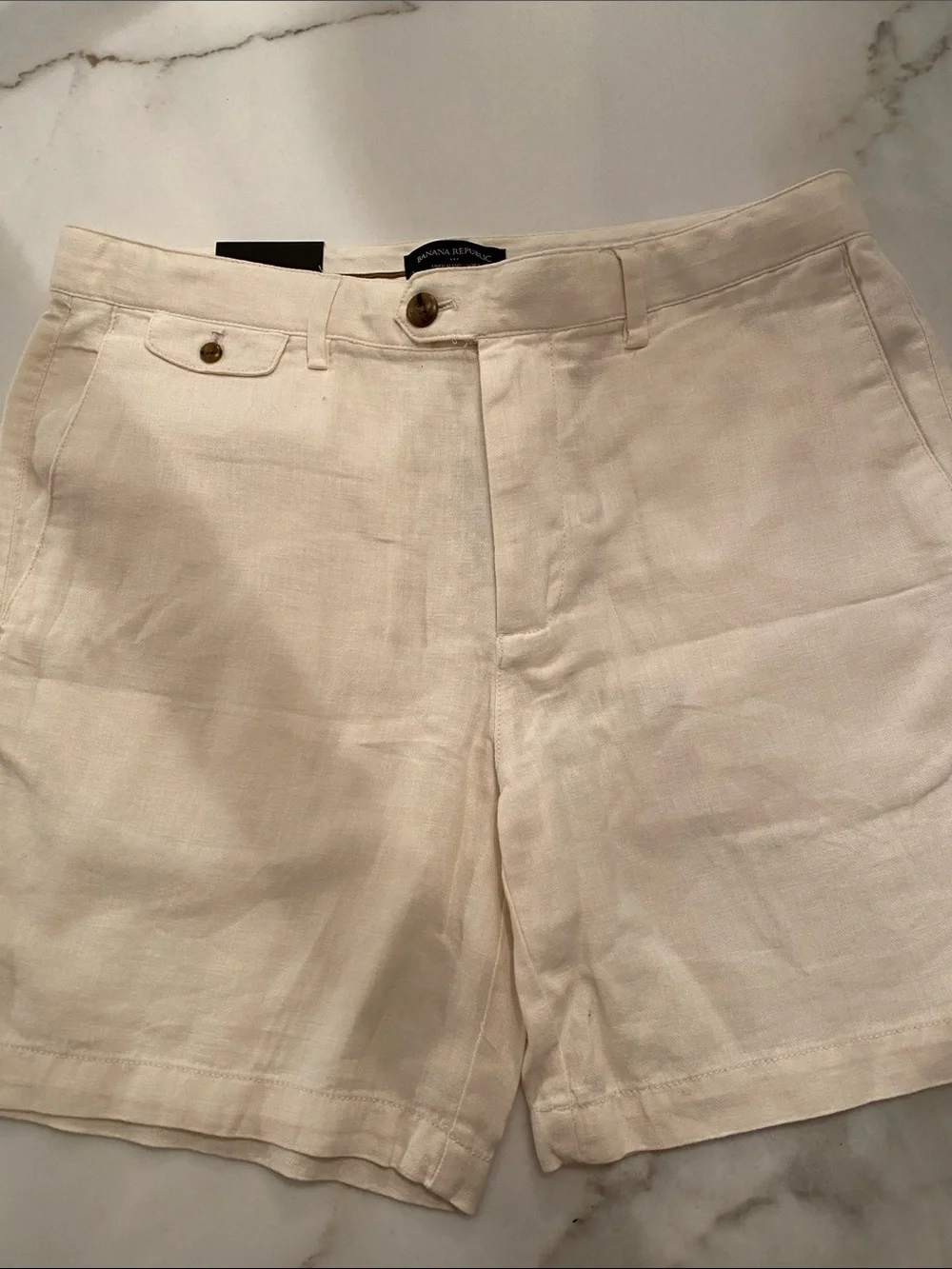 Banana Republic Cream Flat-Front Linen-Blend Men’s Shorts